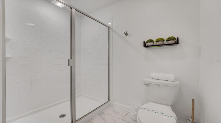 DAVENPORT, Florida 33896, 8 Bedrooms Bedrooms, ,5 BathroomsBathrooms,Residential,For Sale,SOMMERSET HILLS,0,MFRO6365351