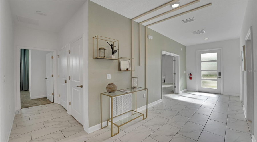 DAVENPORT, Florida 33896, 8 Bedrooms Bedrooms, ,5 BathroomsBathrooms,Residential,For Sale,SOMMERSET HILLS,0,MFRO6365351