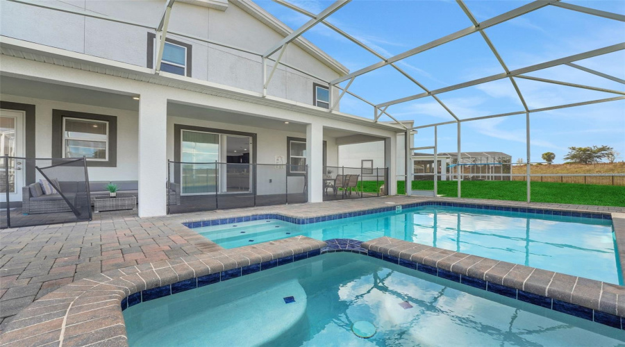 DAVENPORT, Florida 33896, 8 Bedrooms Bedrooms, ,5 BathroomsBathrooms,Residential,For Sale,SOMMERSET HILLS,0,MFRO6365351