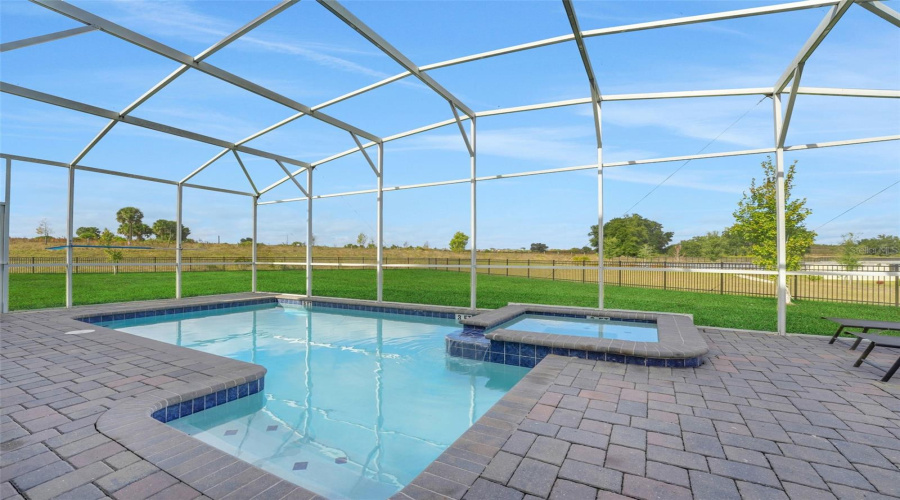 DAVENPORT, Florida 33896, 8 Bedrooms Bedrooms, ,5 BathroomsBathrooms,Residential,For Sale,SOMMERSET HILLS,0,MFRO6365351