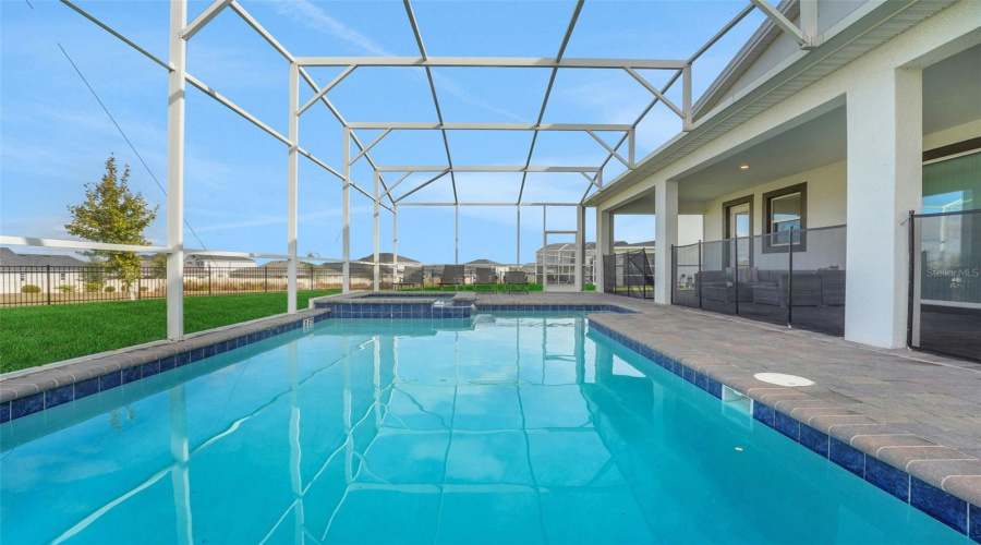 DAVENPORT, Florida 33896, 8 Bedrooms Bedrooms, ,5 BathroomsBathrooms,Residential,For Sale,SOMMERSET HILLS,0,MFRO6365351