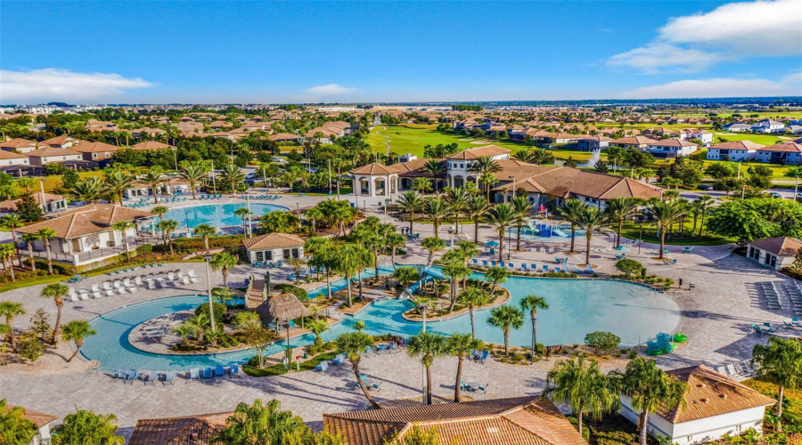 DAVENPORT, Florida 33896, 8 Bedrooms Bedrooms, ,5 BathroomsBathrooms,Residential,For Sale,SOMMERSET HILLS,0,MFRO6365351