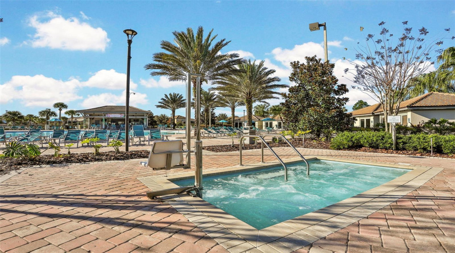 DAVENPORT, Florida 33896, 8 Bedrooms Bedrooms, ,5 BathroomsBathrooms,Residential,For Sale,SOMMERSET HILLS,0,MFRO6365351