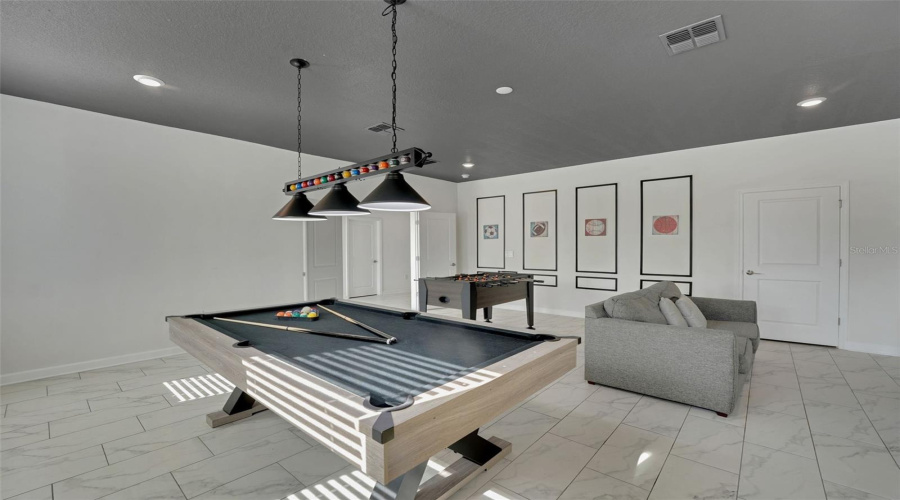 DAVENPORT, Florida 33896, 8 Bedrooms Bedrooms, ,5 BathroomsBathrooms,Residential,For Sale,SOMMERSET HILLS,0,MFRO6365351