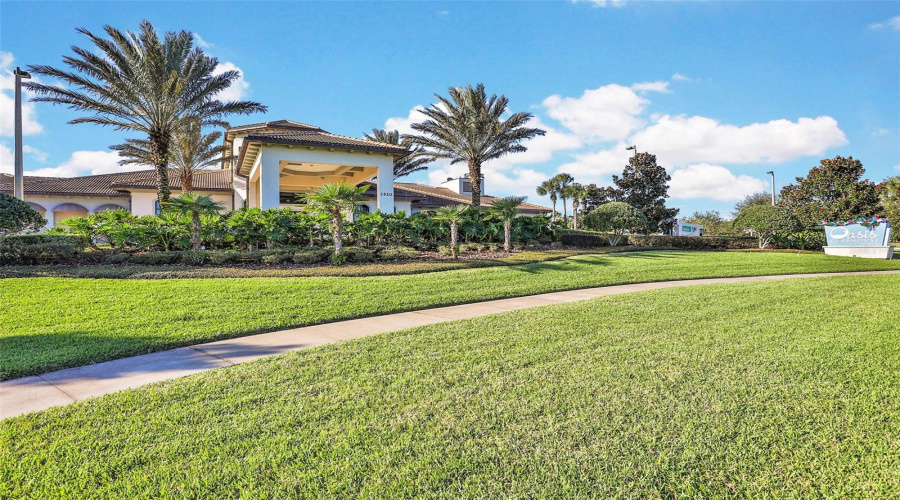 DAVENPORT, Florida 33896, 8 Bedrooms Bedrooms, ,5 BathroomsBathrooms,Residential,For Sale,SOMMERSET HILLS,0,MFRO6365351