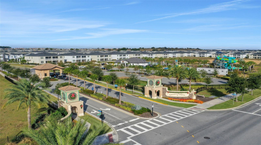 DAVENPORT, Florida 33896, 8 Bedrooms Bedrooms, ,5 BathroomsBathrooms,Residential,For Sale,SOMMERSET HILLS,0,MFRO6365351