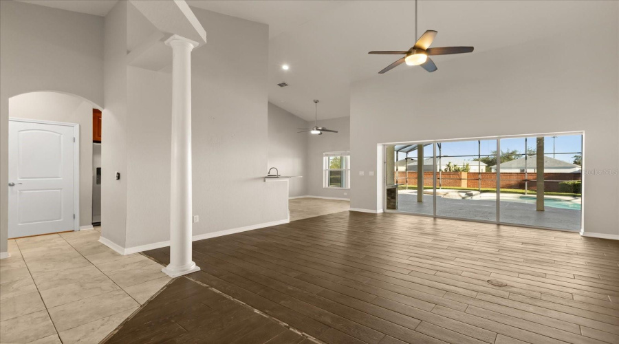 DAVENPORT, Florida 33896, 4 Bedrooms Bedrooms, ,3 BathroomsBathrooms,Residential,For Sale,BURFORD,0,MFRS5134265