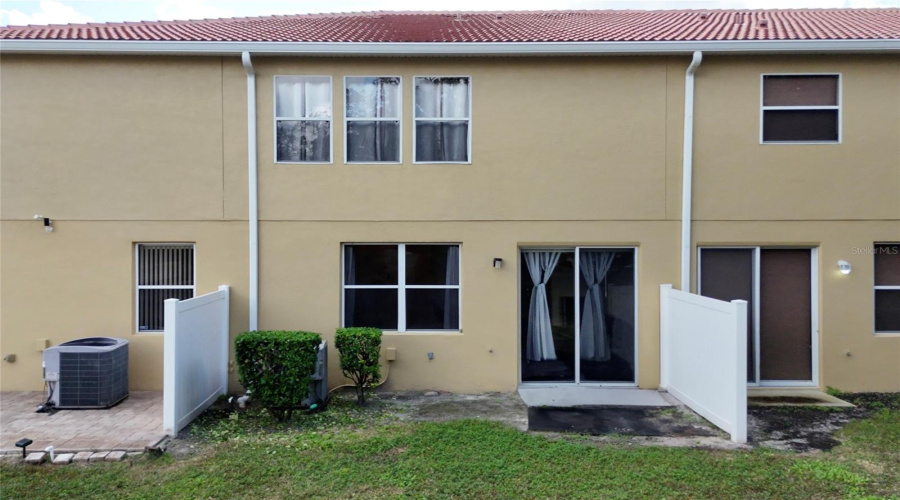 KISSIMMEE, Florida 34746, 3 Bedrooms Bedrooms, ,2 BathroomsBathrooms,Residential,For Sale,SEAVIEW CASTLE,0,MFRS5139706