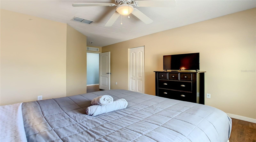 KISSIMMEE, Florida 34746, 8 Bedrooms Bedrooms, ,5 BathroomsBathrooms,Residential,For Sale,TOURMALINE,0,MFRO6365551