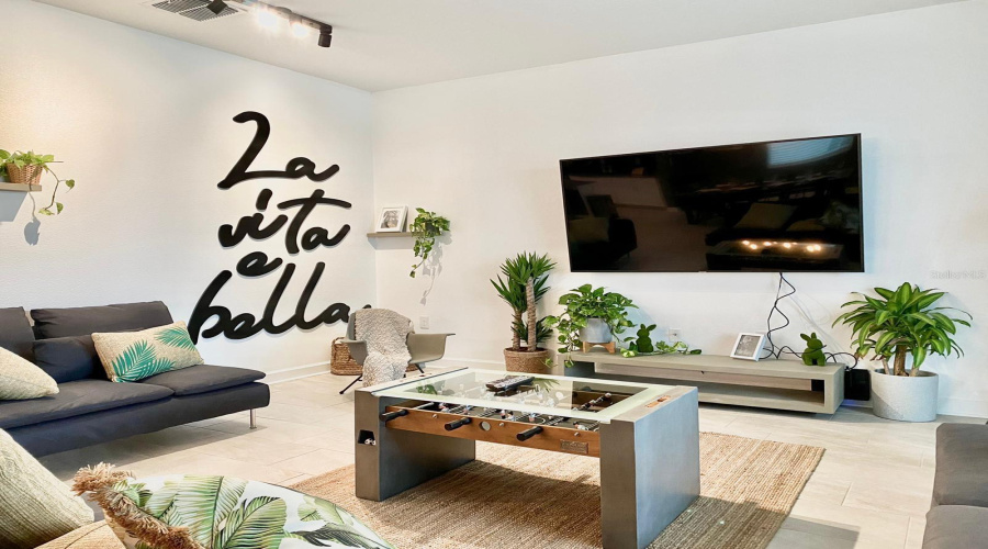 DAVENPORT, Florida 33896, 6 Bedrooms Bedrooms, ,5 BathroomsBathrooms,Residential,For Sale,BACKSWING,0,MFRO6365473