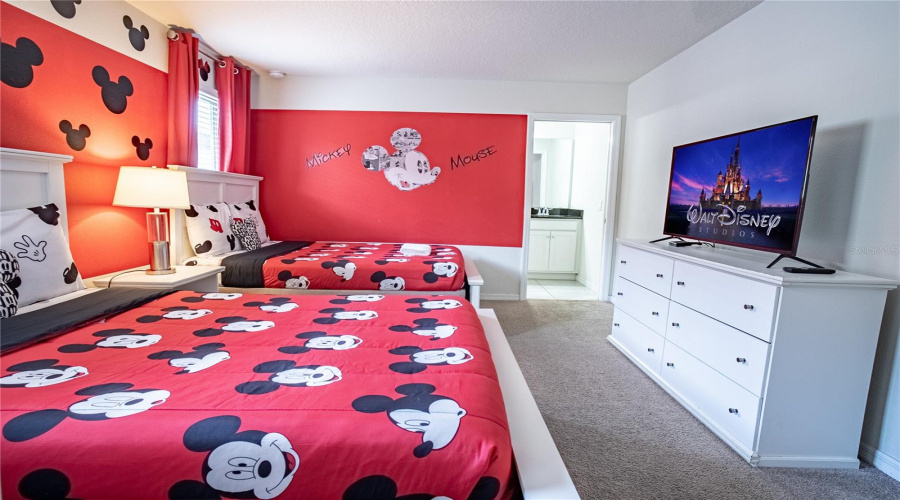 KISSIMMEE, Florida 34747, 8 Bedrooms Bedrooms, ,6 BathroomsBathrooms,Residential,For Sale,LIMA,0,MFRO6365268