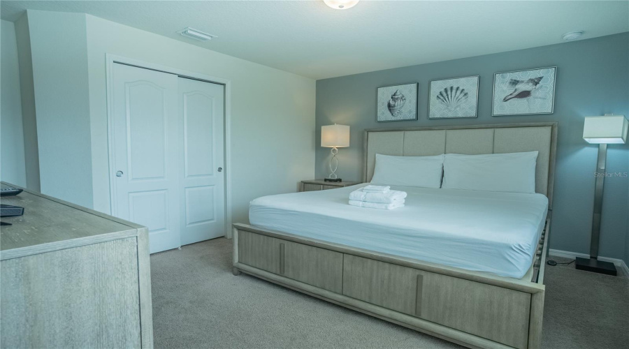 KISSIMMEE, Florida 34747, 8 Bedrooms Bedrooms, ,6 BathroomsBathrooms,Residential,For Sale,LIMA,0,MFRO6365268