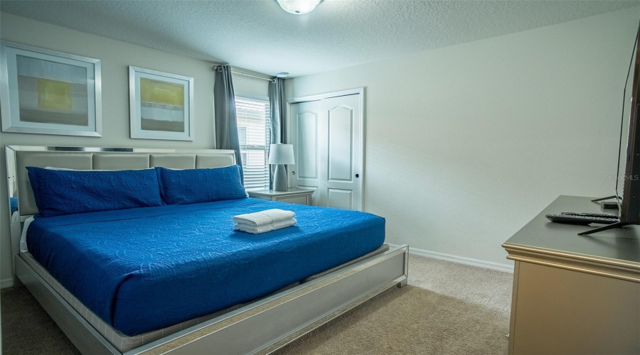 KISSIMMEE, Florida 34747, 8 Bedrooms Bedrooms, ,6 BathroomsBathrooms,Residential,For Sale,LIMA,0,MFRO6365268