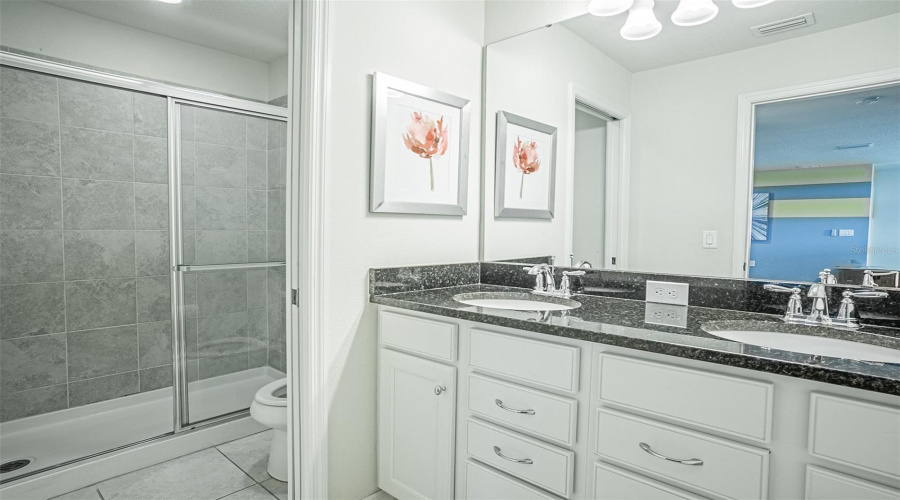 KISSIMMEE, Florida 34747, 8 Bedrooms Bedrooms, ,6 BathroomsBathrooms,Residential,For Sale,LIMA,0,MFRO6365268