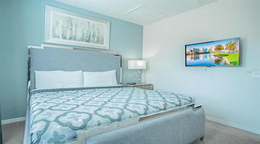 KISSIMMEE, Florida 34747, 8 Bedrooms Bedrooms, ,6 BathroomsBathrooms,Residential,For Sale,LIMA,0,MFRO6365268