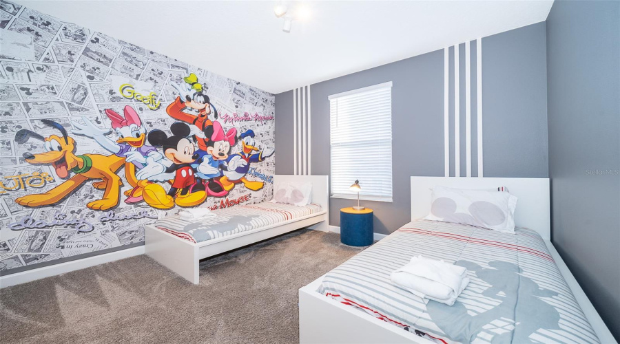 DAVENPORT, Florida 33896, 6 Bedrooms Bedrooms, ,5 BathroomsBathrooms,Residential,For Sale,STICKS,0,MFRS5139826