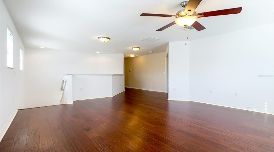 ORLANDO, Florida 32836, 5 Bedrooms Bedrooms, ,2 BathroomsBathrooms,Residential,For Sale,THATCHER,0,MFRO6363058