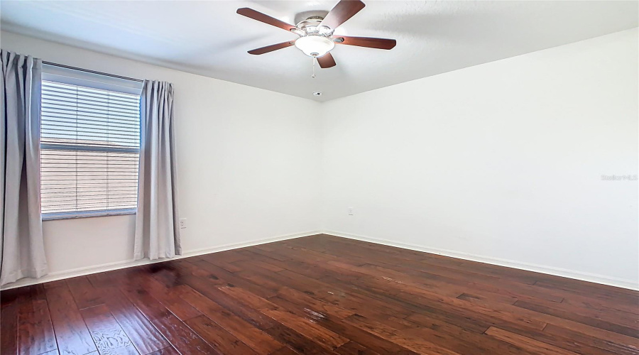 ORLANDO, Florida 32836, 5 Bedrooms Bedrooms, ,2 BathroomsBathrooms,Residential,For Sale,THATCHER,0,MFRO6363058