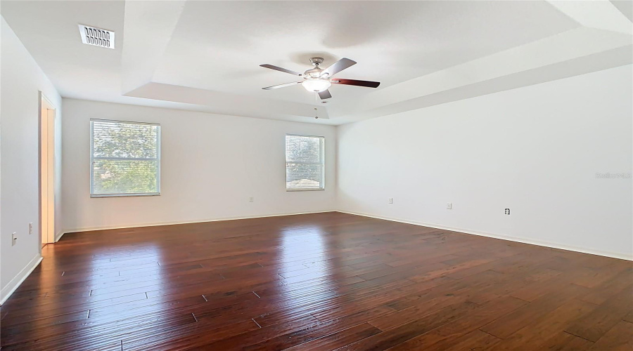 ORLANDO, Florida 32836, 5 Bedrooms Bedrooms, ,2 BathroomsBathrooms,Residential,For Sale,THATCHER,0,MFRO6363058