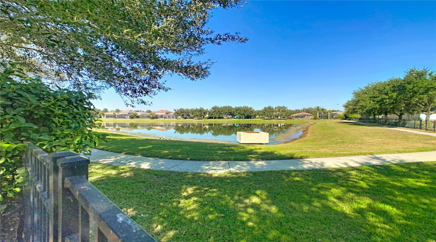 ORLANDO, Florida 32836, 5 Bedrooms Bedrooms, ,2 BathroomsBathrooms,Residential,For Sale,THATCHER,0,MFRO6363058