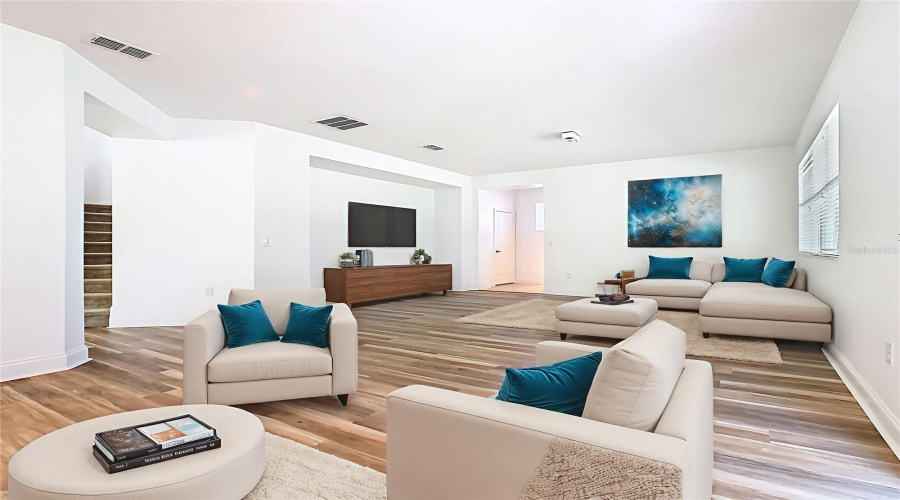 ORLANDO, Florida 32836, 5 Bedrooms Bedrooms, ,2 BathroomsBathrooms,Residential,For Sale,THATCHER,0,MFRO6363058