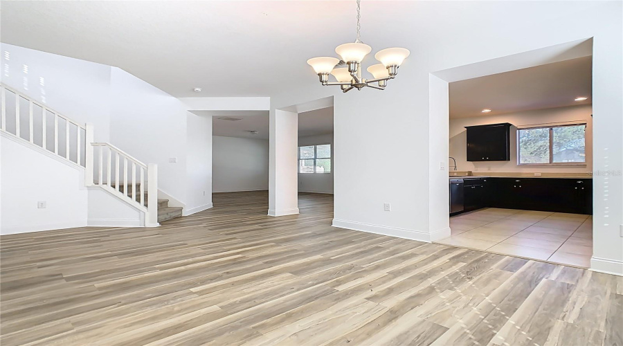 ORLANDO, Florida 32836, 5 Bedrooms Bedrooms, ,2 BathroomsBathrooms,Residential,For Sale,THATCHER,0,MFRO6363058