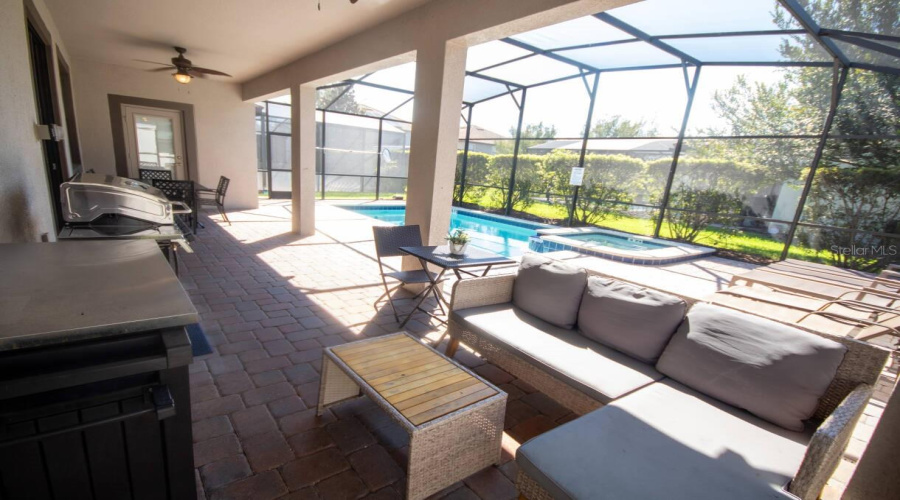 DAVENPORT, Florida 33896, 6 Bedrooms Bedrooms, ,6 BathroomsBathrooms,Residential,For Sale,WEDGE,0,MFRO6365610