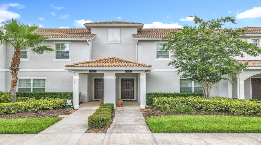 DAVENPORT, Florida 33896, 4 Bedrooms Bedrooms, ,3 BathroomsBathrooms,Residential,For Sale,DOGLEG,0,MFRO6328880