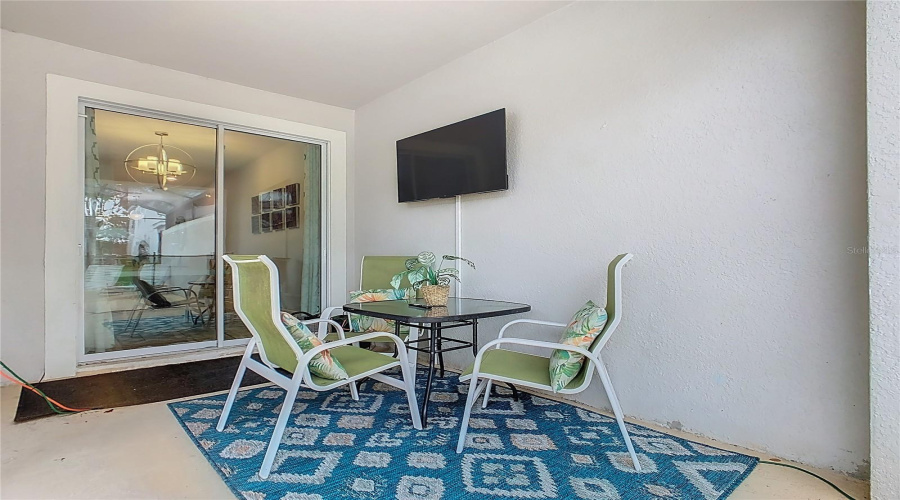 DAVENPORT, Florida 33896, 4 Bedrooms Bedrooms, ,3 BathroomsBathrooms,Residential,For Sale,DOGLEG,0,MFRO6328880