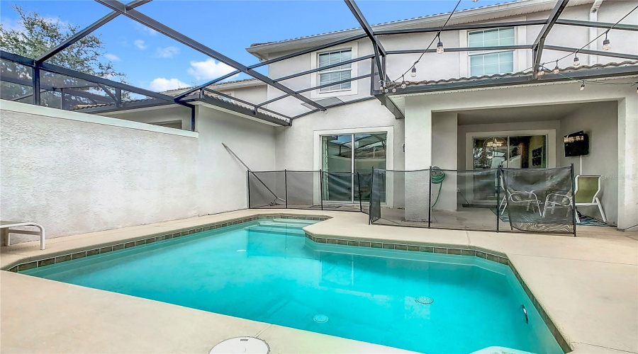 DAVENPORT, Florida 33896, 4 Bedrooms Bedrooms, ,3 BathroomsBathrooms,Residential,For Sale,DOGLEG,0,MFRO6328880