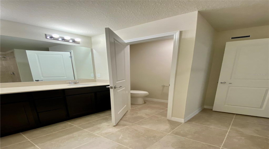 KISSIMMEE, Florida 34746, 3 Bedrooms Bedrooms, ,2 BathroomsBathrooms,Residential,For Sale,SPARKLING SHELL,0,MFRS5139871