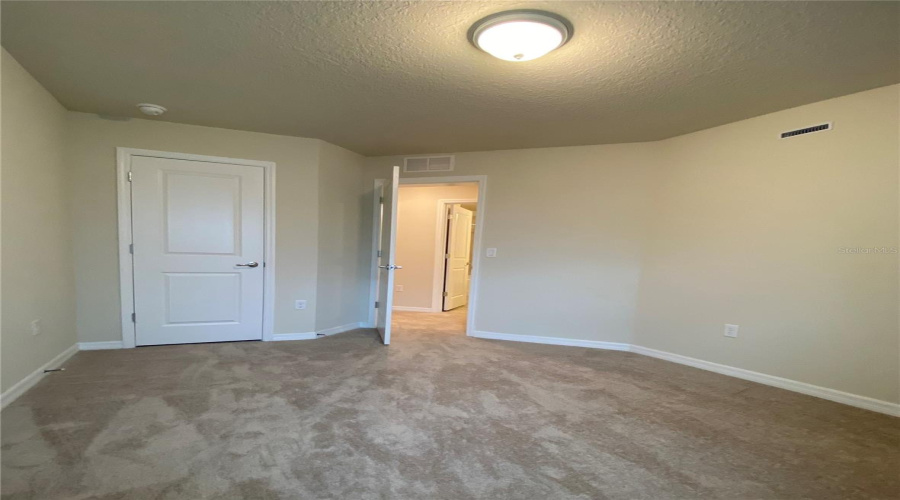 KISSIMMEE, Florida 34746, 3 Bedrooms Bedrooms, ,2 BathroomsBathrooms,Residential,For Sale,SPARKLING SHELL,0,MFRS5139871