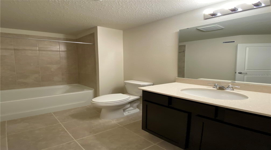 KISSIMMEE, Florida 34746, 3 Bedrooms Bedrooms, ,2 BathroomsBathrooms,Residential,For Sale,SPARKLING SHELL,0,MFRS5139871