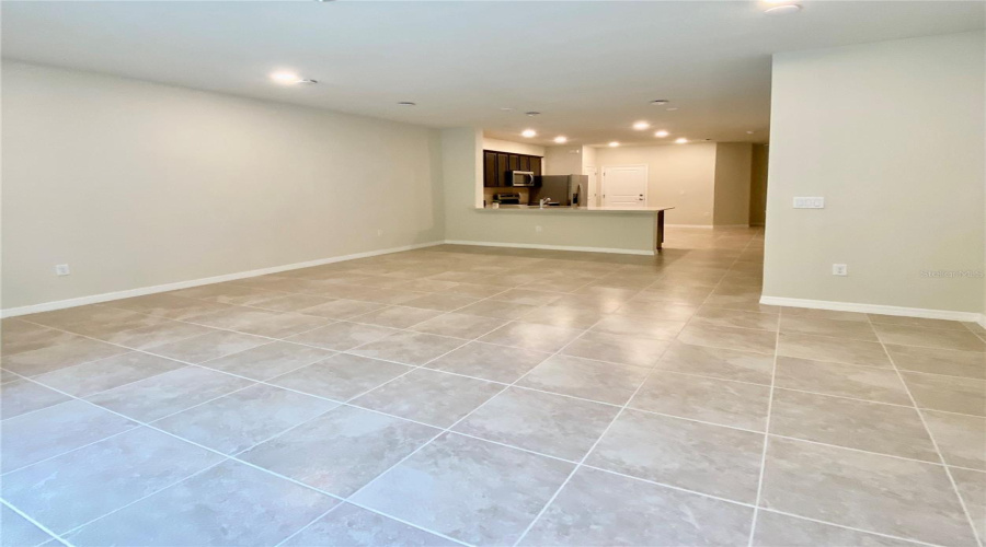 KISSIMMEE, Florida 34746, 3 Bedrooms Bedrooms, ,2 BathroomsBathrooms,Residential,For Sale,SPARKLING SHELL,0,MFRS5139871