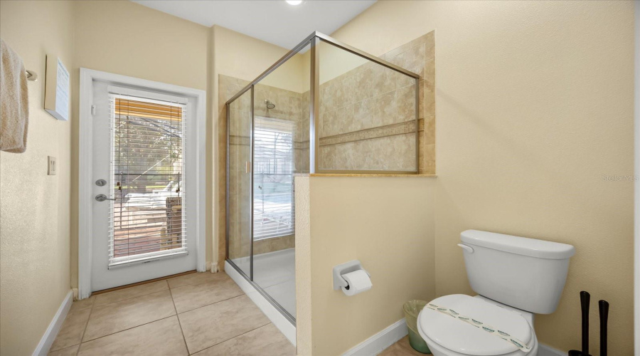 DAVENPORT, Florida 33896, 5 Bedrooms Bedrooms, ,4 BathroomsBathrooms,Residential,For Sale,WEXFORD,0,MFRO6363714