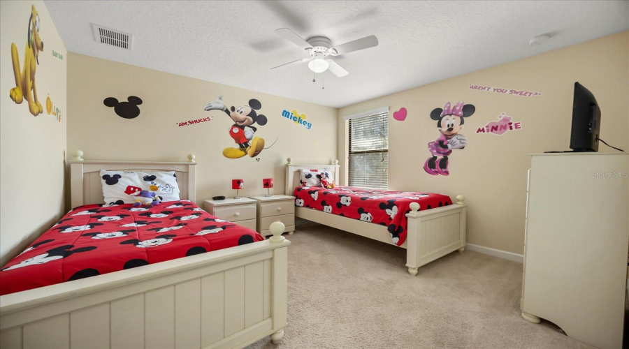 DAVENPORT, Florida 33896, 5 Bedrooms Bedrooms, ,4 BathroomsBathrooms,Residential,For Sale,WEXFORD,0,MFRO6363714