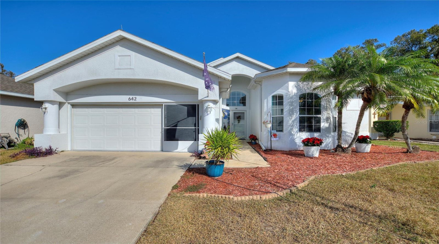 DAVENPORT, Florida 33837, 3 Bedrooms Bedrooms, ,2 BathroomsBathrooms,Residential,For Sale,VISTA OAKS WAY,0,MFRS5139597