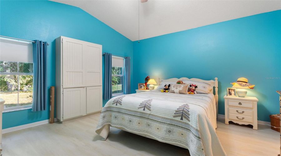 Primary en suite bedroom