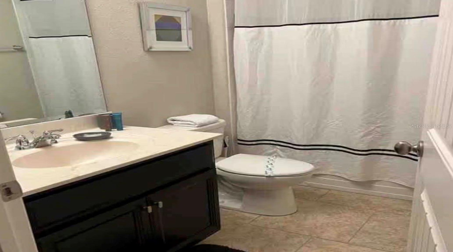 DAVENPORT, Florida 33837, 6 Bedrooms Bedrooms, ,4 BathroomsBathrooms,Residential,For Sale,WILDWOOD,0,MFRO6364643