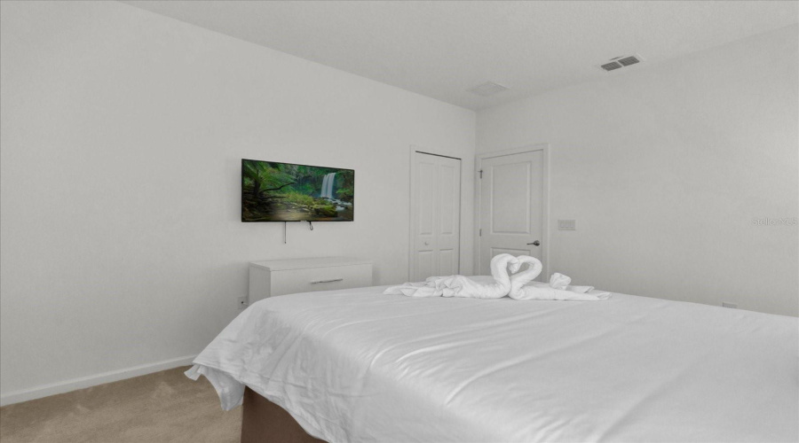 KISSIMMEE, Florida 34746, 6 Bedrooms Bedrooms, ,4 BathroomsBathrooms,Residential,For Sale,CABELLO,0,MFRO6263008