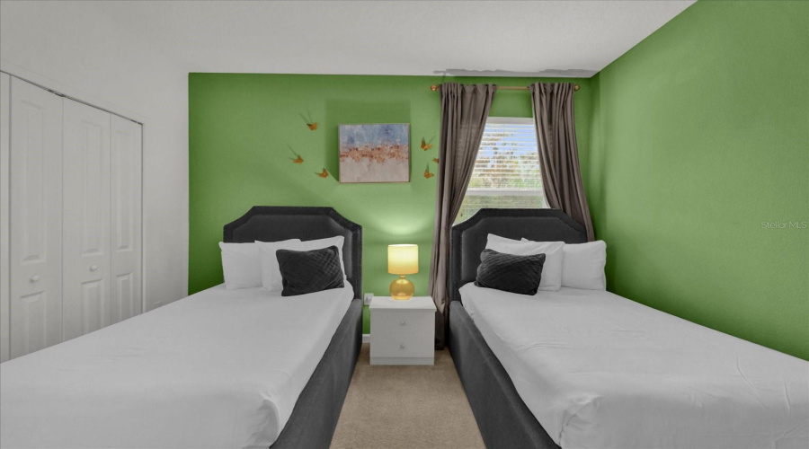 KISSIMMEE, Florida 34746, 6 Bedrooms Bedrooms, ,4 BathroomsBathrooms,Residential,For Sale,CABELLO,0,MFRO6263008