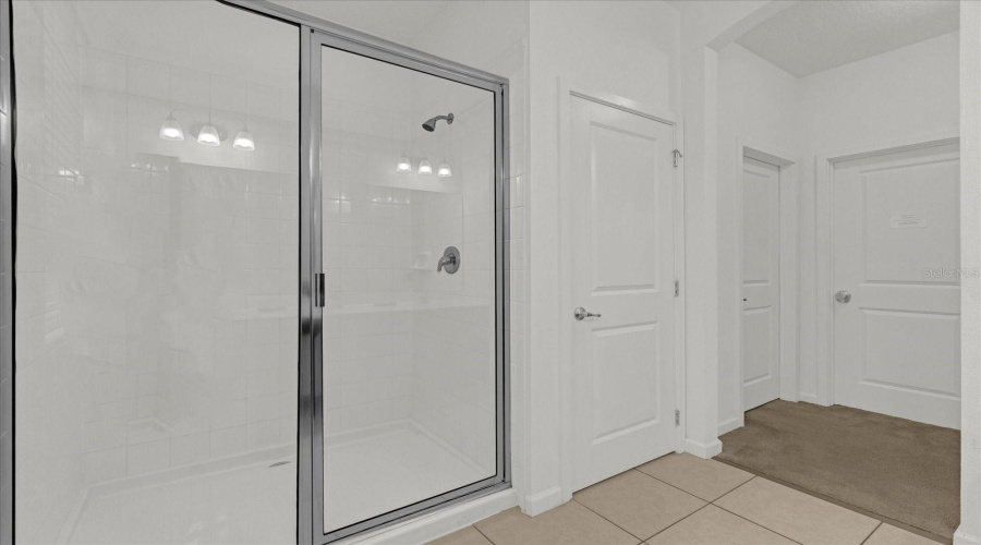 KISSIMMEE, Florida 34746, 6 Bedrooms Bedrooms, ,4 BathroomsBathrooms,Residential,For Sale,CABELLO,0,MFRO6263008