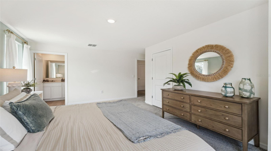 KISSIMMEE, Florida 34746, 3 Bedrooms Bedrooms, ,2 BathroomsBathrooms,Residential,For Sale,LINDENS,0,MFRO6365796