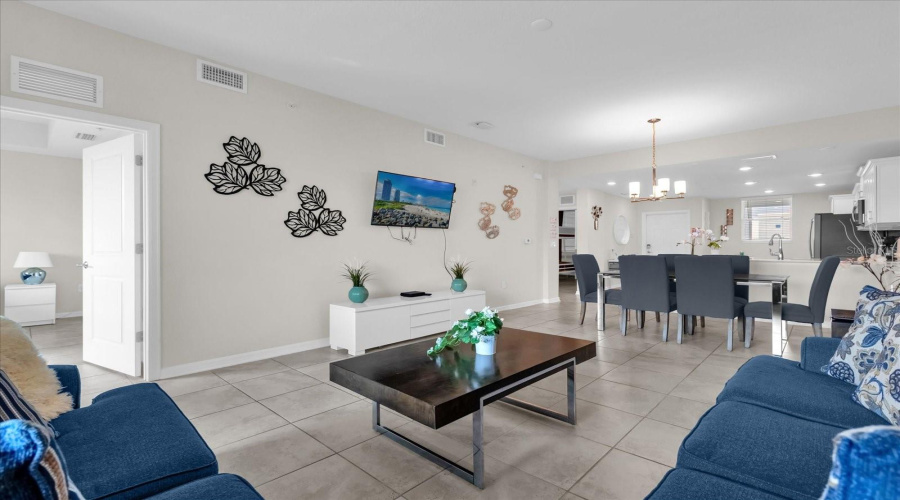 KISSIMMEE, Florida 34746, 2 Bedrooms Bedrooms, ,2 BathroomsBathrooms,Residential,For Sale,PARADOX,0,MFRO6316342