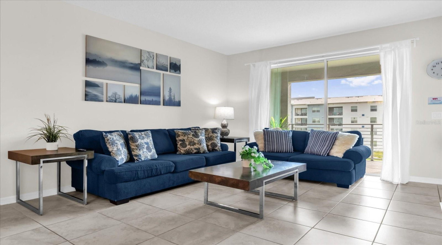 KISSIMMEE, Florida 34746, 2 Bedrooms Bedrooms, ,2 BathroomsBathrooms,Residential,For Sale,PARADOX,0,MFRO6316342