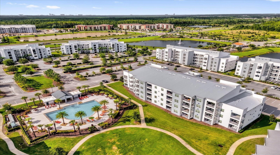 KISSIMMEE, Florida 34746, 2 Bedrooms Bedrooms, ,2 BathroomsBathrooms,Residential,For Sale,PARADOX,0,MFRO6316342