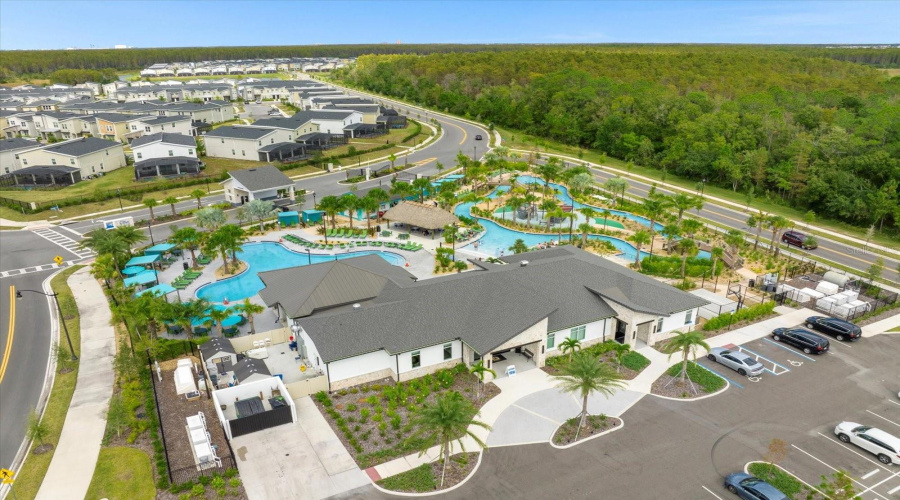 KISSIMMEE, Florida 34746, 2 Bedrooms Bedrooms, ,2 BathroomsBathrooms,Residential,For Sale,PARADOX,0,MFRO6316342