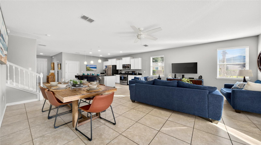 DAVENPORT, Florida 33837, 5 Bedrooms Bedrooms, ,5 BathroomsBathrooms,Residential,For Sale,TERRASONESTA DRIVE,0,MFRO6365924