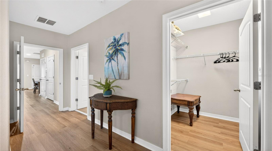 DAVENPORT, Florida 33837, 5 Bedrooms Bedrooms, ,5 BathroomsBathrooms,Residential,For Sale,TERRASONESTA DRIVE,0,MFRO6365924