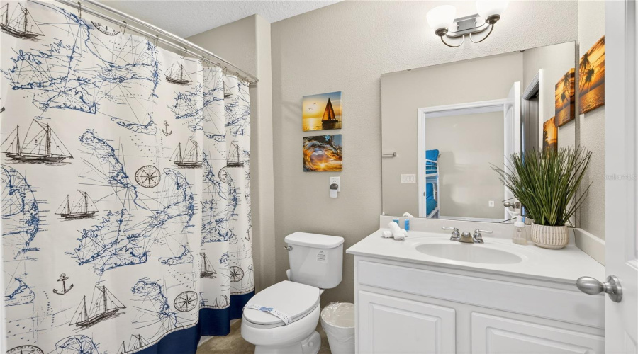 DAVENPORT, Florida 33837, 5 Bedrooms Bedrooms, ,5 BathroomsBathrooms,Residential,For Sale,TERRASONESTA DRIVE,0,MFRO6365924